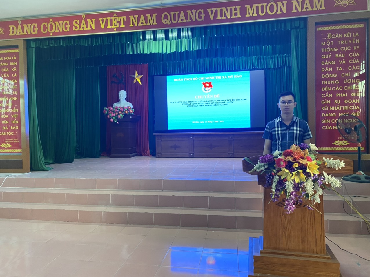 Thị đoàn Mỹ Hào tổ chức Hội nghị học tập và làm theo tư tưởng, đạo đức, phong cách Hồ Chí Minh về khát vọng cống hiến xây dựng đất nước cho đoàn viên thanh niên năm 2022