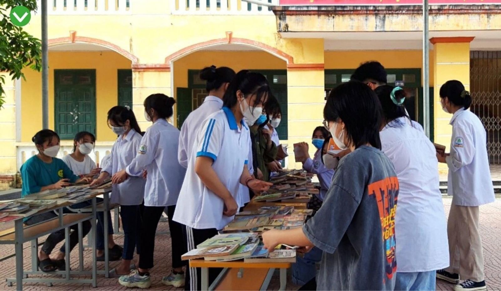 Huyện đoàn Tiên Lữ tổ chức “Ngày hội đọc sách và hành động” năm 2022