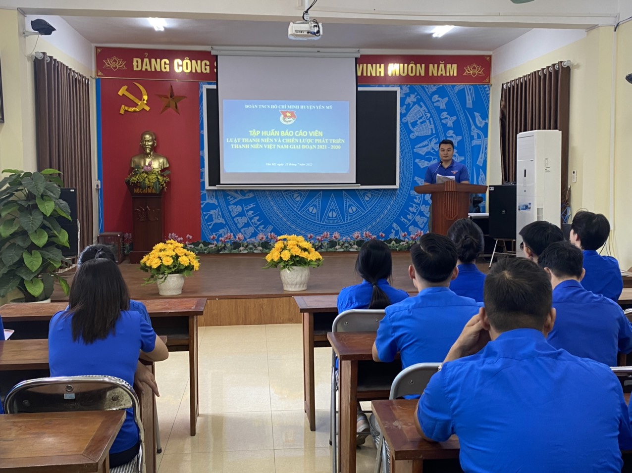 Huyện đoàn Yên Mỹ  khai giảng lớp tập huấn báo cáo viên: Luật thanh niên và chiến lược phát triển thanh niên Việt Nam giai đoạn 2021-2030