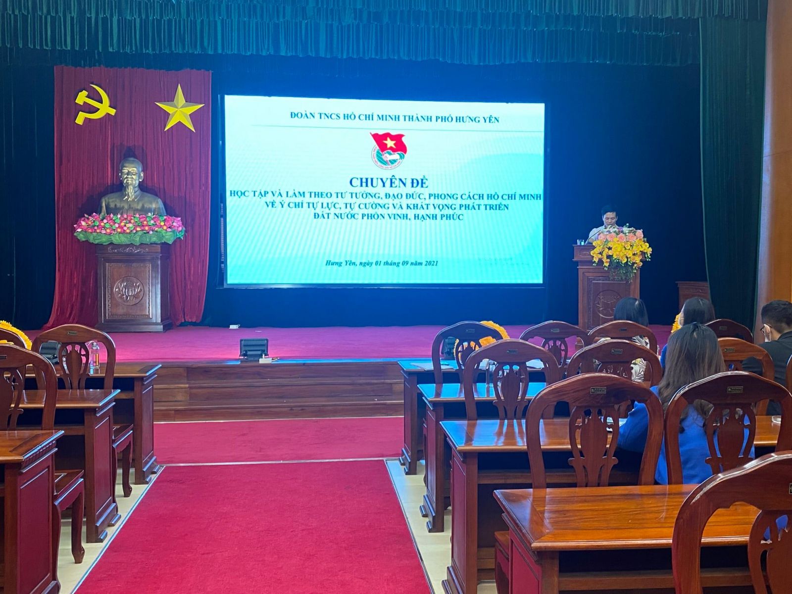Thành đoàn Hưng Yên: Tổ chức Hội nghị sinh hoạt Chuyên đề "Học tập và làm theo tư tưởng, đạo đức, phong cách Hồ Chí Minh" năm 2021.