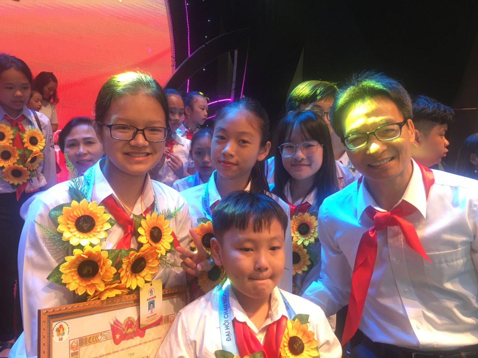 Em Phan Thị Hải Anh: lớp trưởng học giỏi, luôn giúp đỡ bạn bè xứng danh Cháu ngoan Bác Hồ