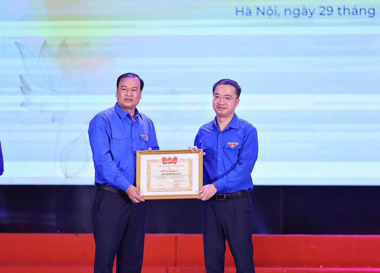 Hưng Yên dẫn đầu cả nước với hơn 166.000 bài dự thi chính luận