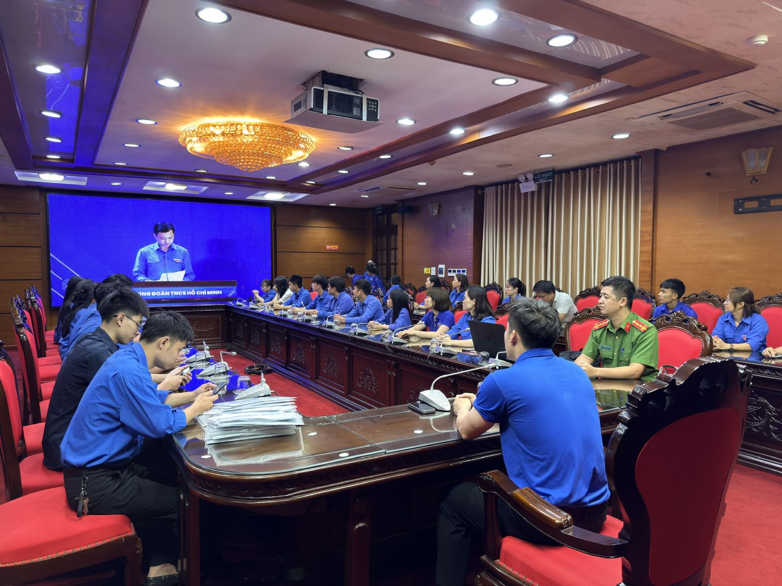 Tuổi trẻ Hưng Yên tích cực tham gia Hội nghị toàn quốc học tập, quán triệt Nghị quyết Đại hội Đoàn toàn quốc lần thứ XIII