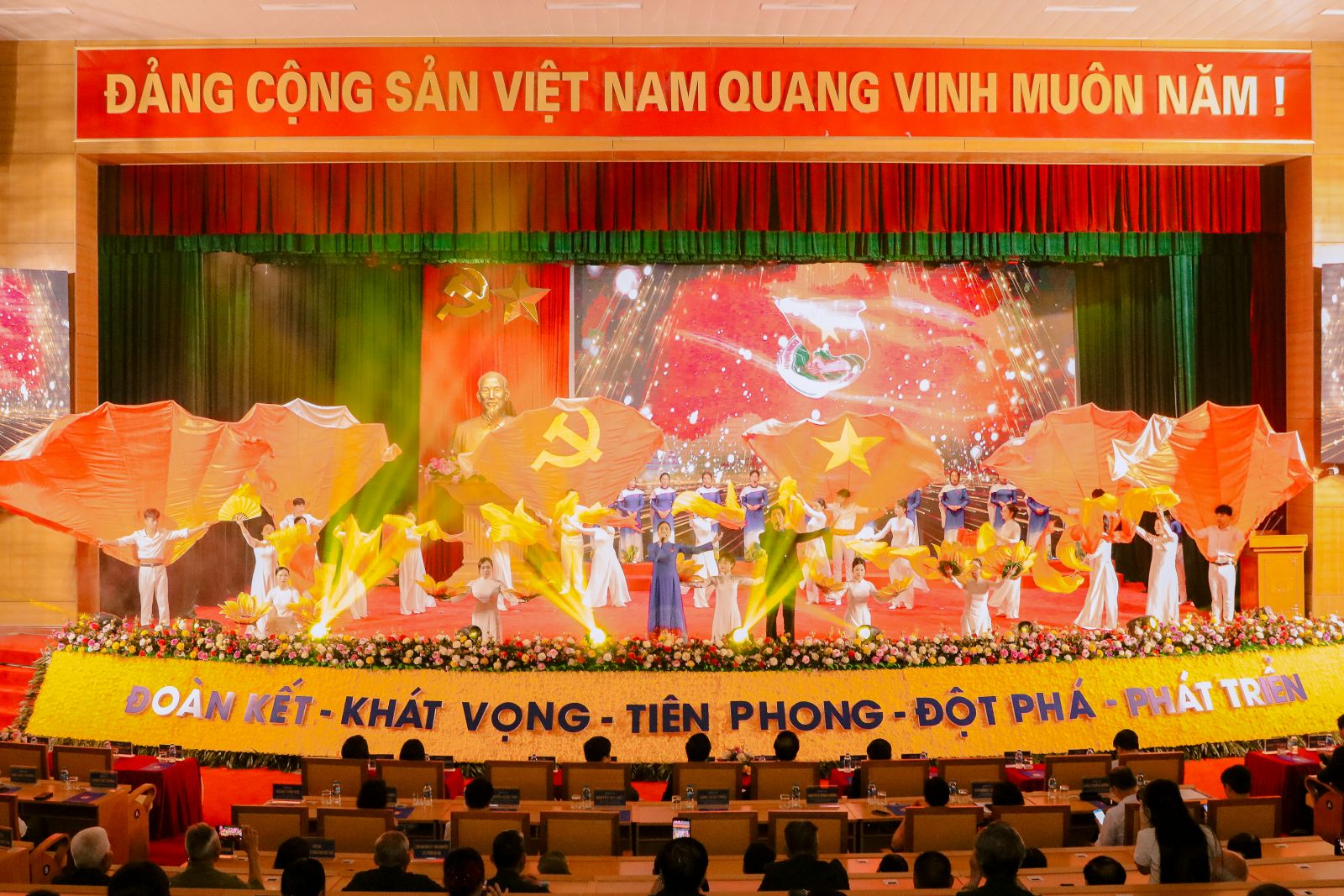 Tự hào 95 năm Đoàn TNCS Hồ Chí Minh, tuổi trẻ Hưng Yên vững bước tương lai
