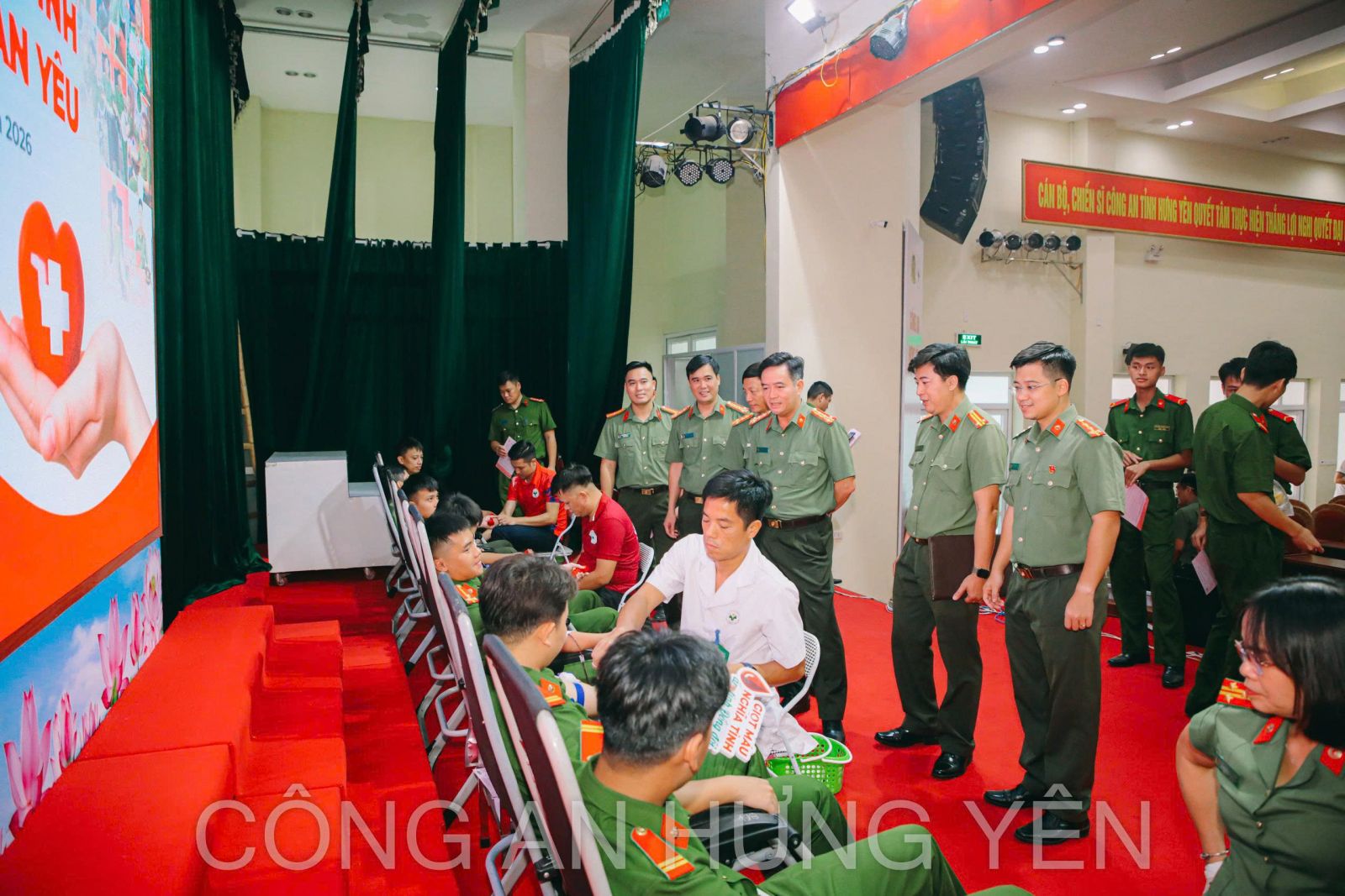 Công an tỉnh Hưng Yên tổ chức chương trình “Giọt máu nghĩa tình vì đồng đội thân yêu”