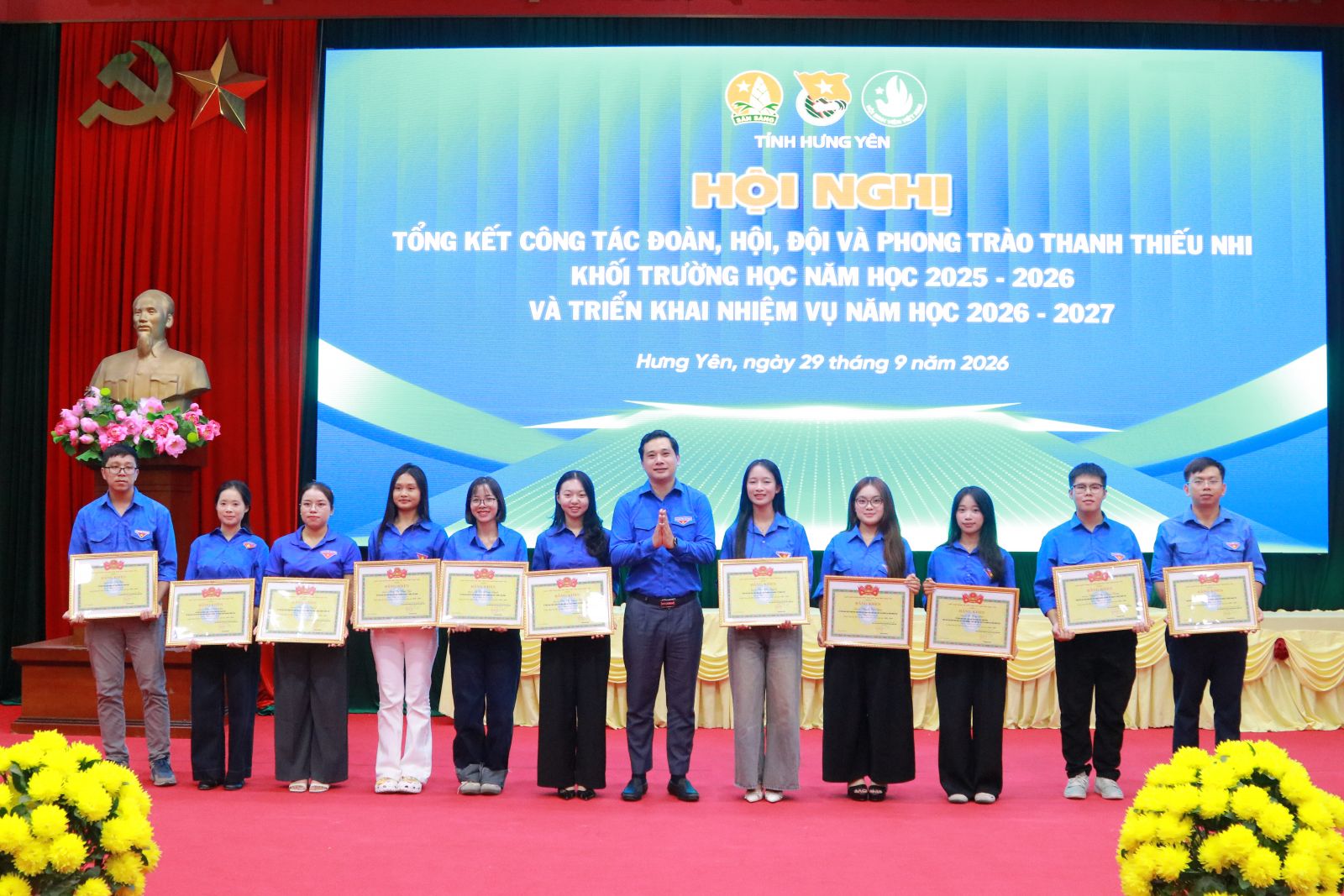 Học sinh, sinh viên Hưng Yên được tiếp sức năng lực số, AI trong năm học mới