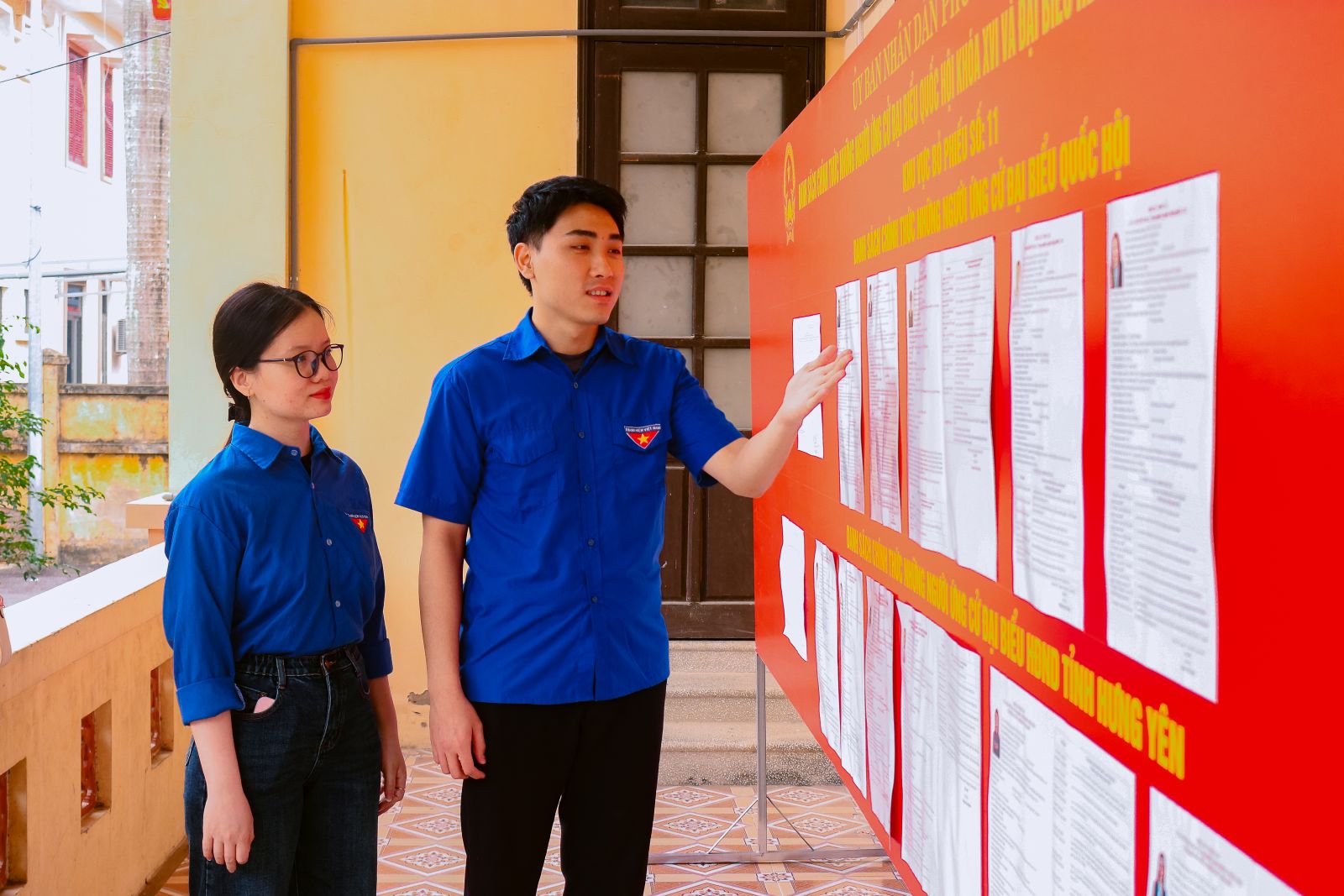 868 đội thanh niên xung kích Hưng Yên vào cuộc hỗ trợ bầu cử