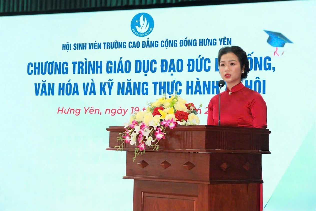 Hội Sinh viên Trường Cao đẳng Cộng đồng Hưng Yên tổ chức chương trình giáo dục đạo đức lối sống, văn hóa và kỹ năng thực hành xã hội