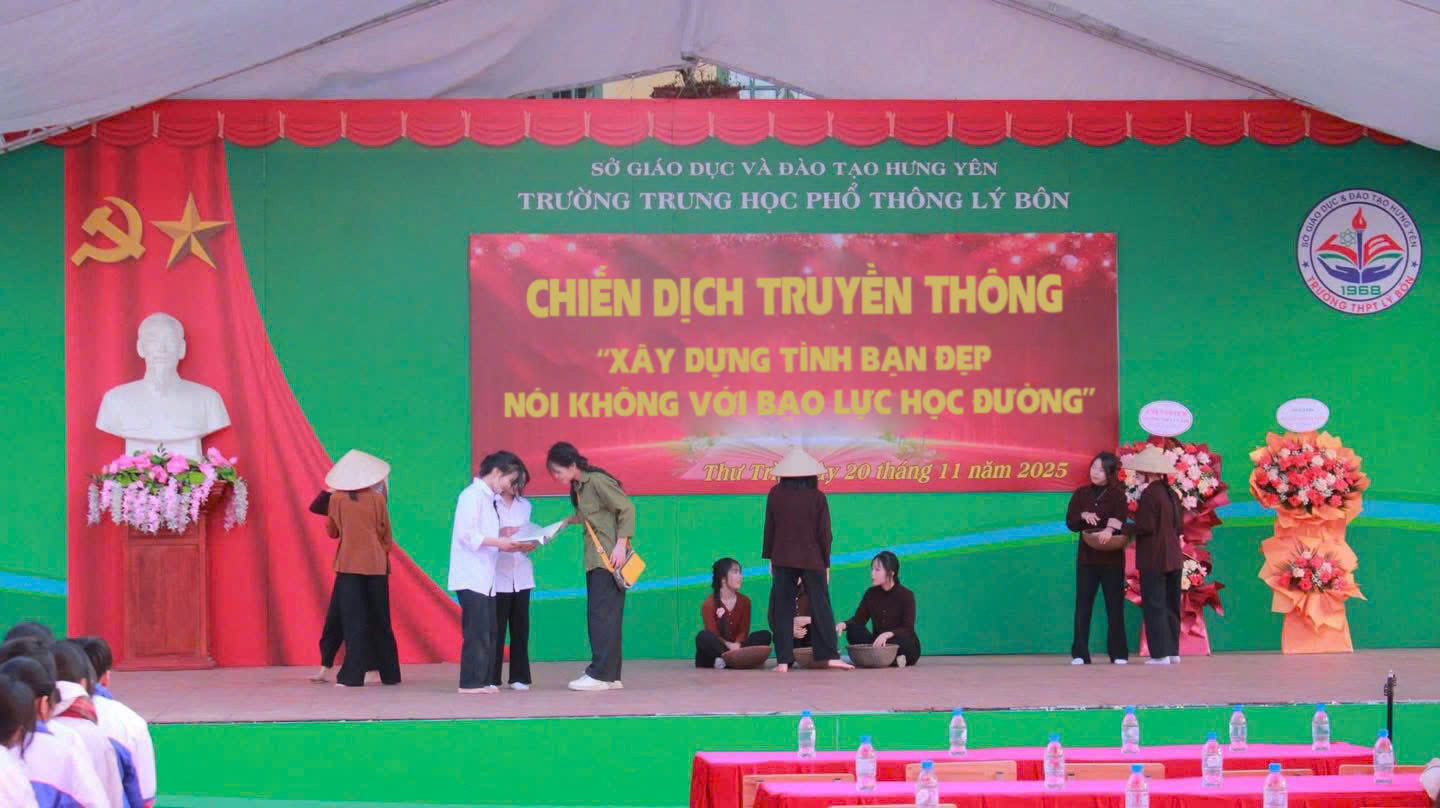 Đoàn trường THPT Lý Bôn: Chiến dịch truyền thông thu hút đông đảo học sinh