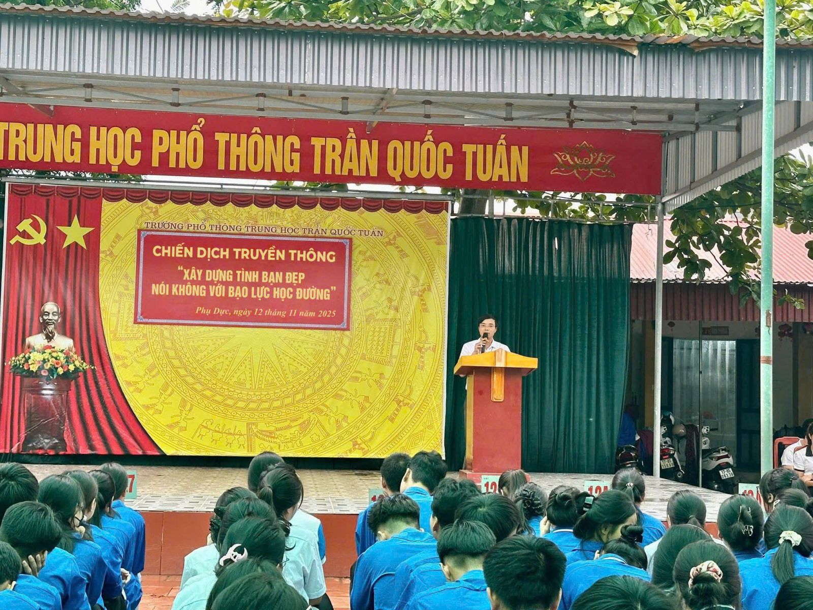 Đoàn trường THPT Trần Quốc Tuấn triển khai Chiến dịch truyền thông “Xây dựng tình bạn đẹp – Nói không với bạo lực học đường”