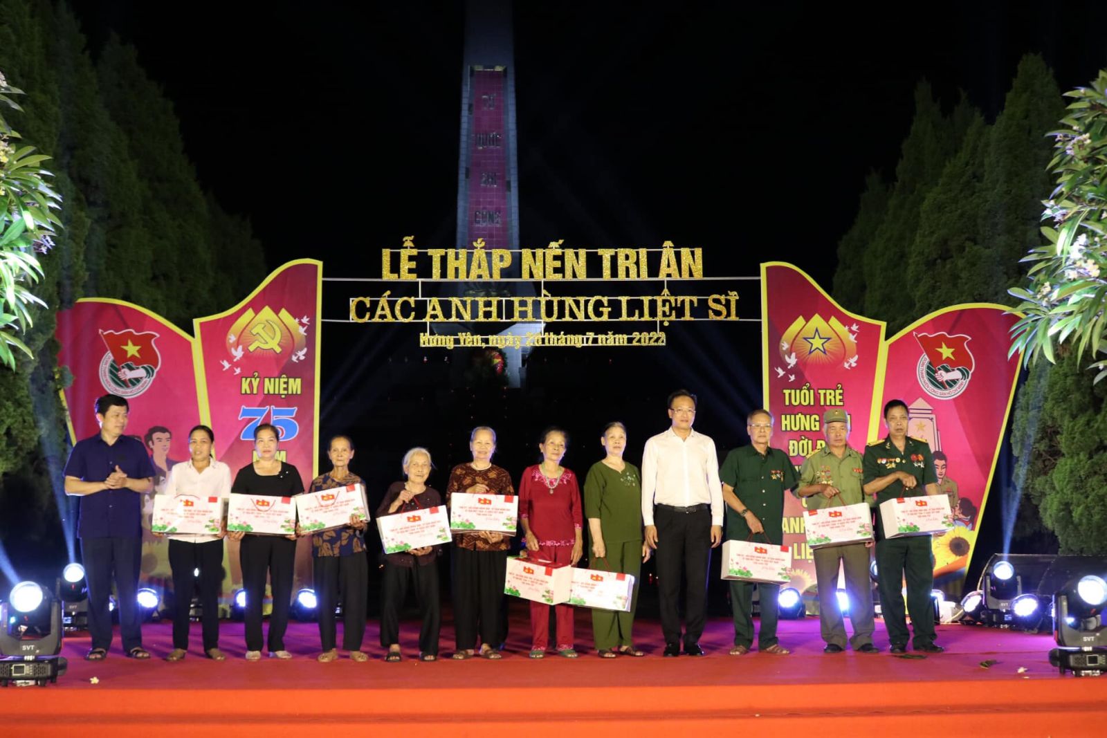 Tỉnh đoàn Hưng Yên tổ chức “Lễ Thắp nến tri ân các anh hùng liệt sĩ” năm 2022