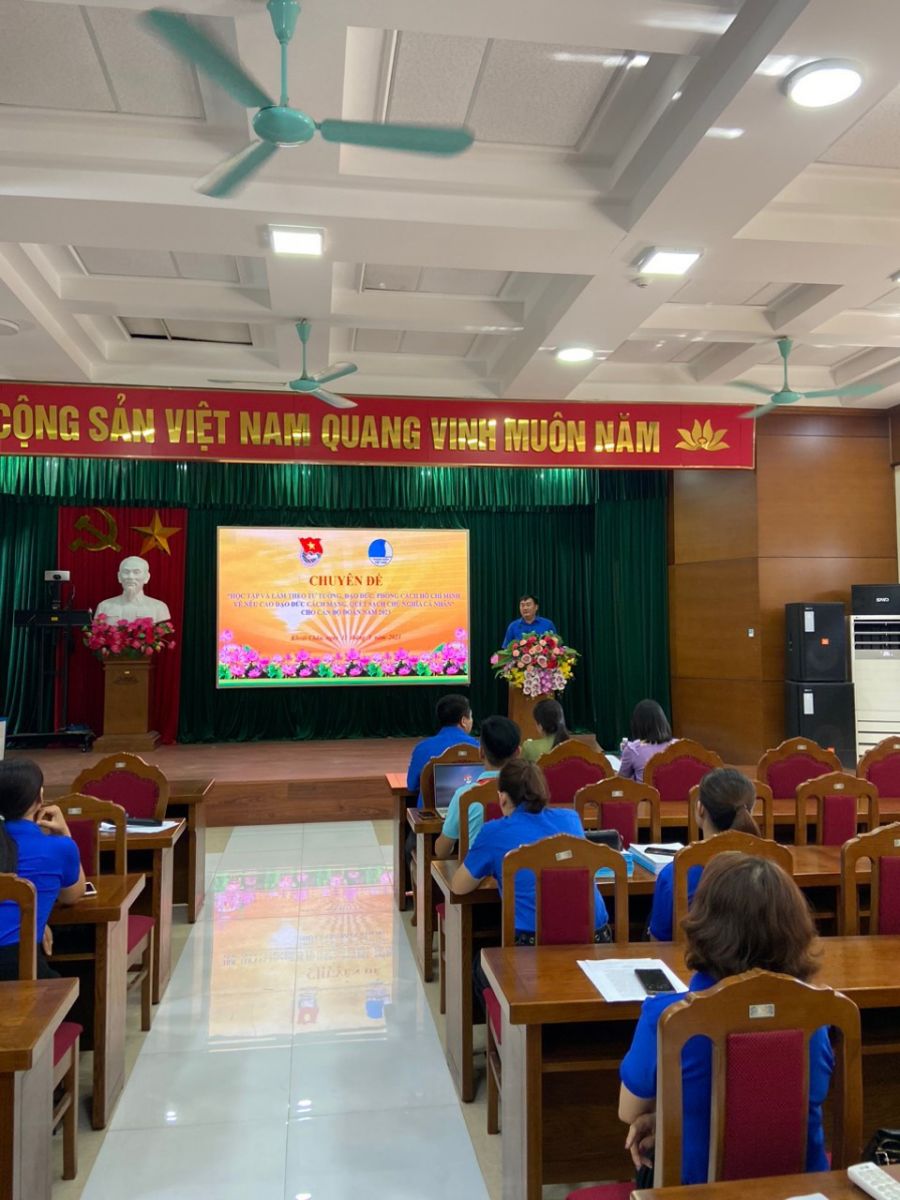 Huyện đoàn Khoái Châu tổ chức học tập, quán triệt, tuyên truyền chuyên đề học tập và làm theo tư tưởng, đạo đức, phong cách Hồ Chí Minh dành cho Cán bộ đoàn năm 2023