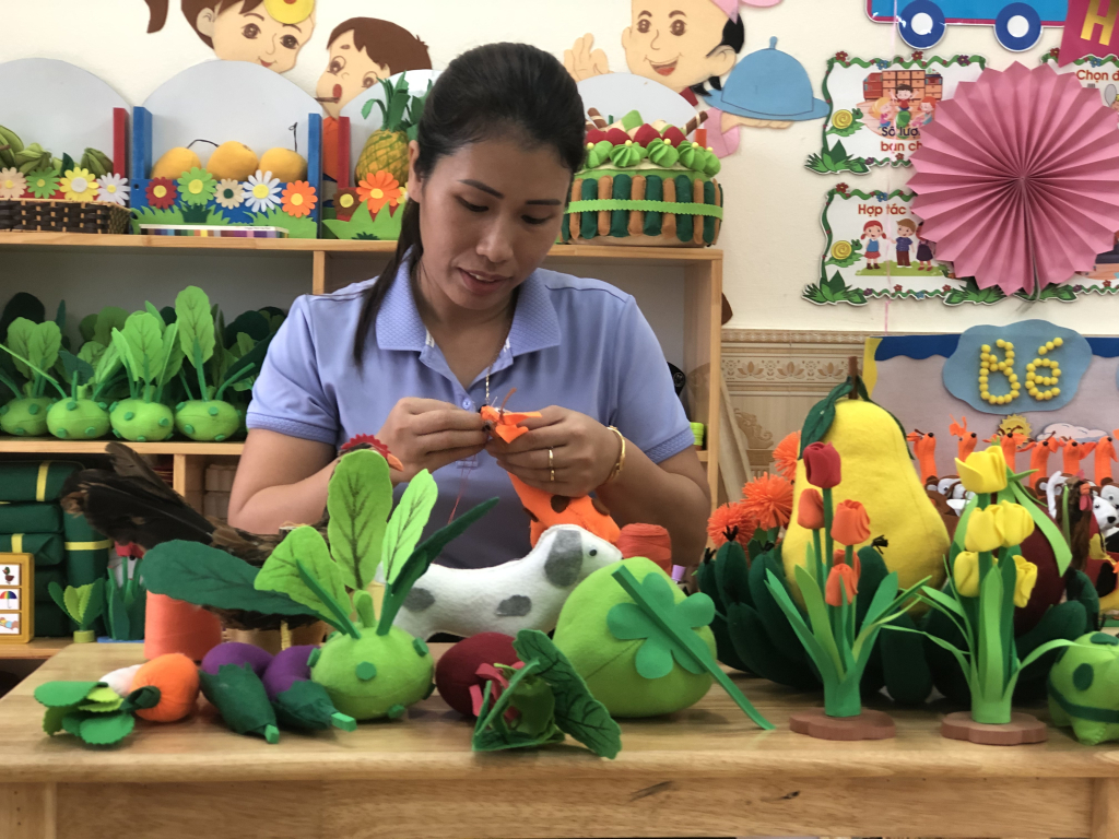“Cây sáng tạo” đồ dùng dạy học của Trường Mầm non thị trấn Trần Cao