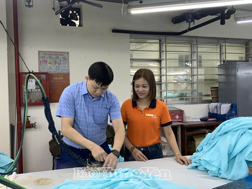 Nữ công nhân được vinh danh đảng viên tiêu biểu toàn quốc