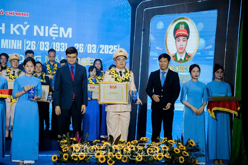 Đại úy công an được nhận Giải thưởng Lý Tự Trọng