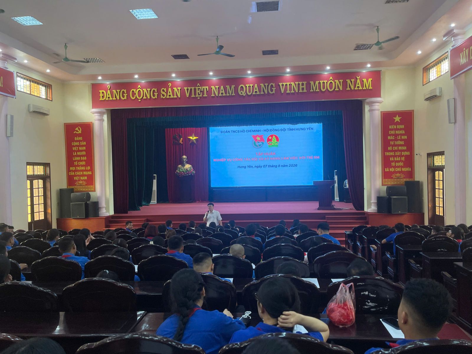 Hưng Yên: Tập huấn nghiệp vụ công tác Đội và kỹ năng làm việc với trẻ em năm 2026