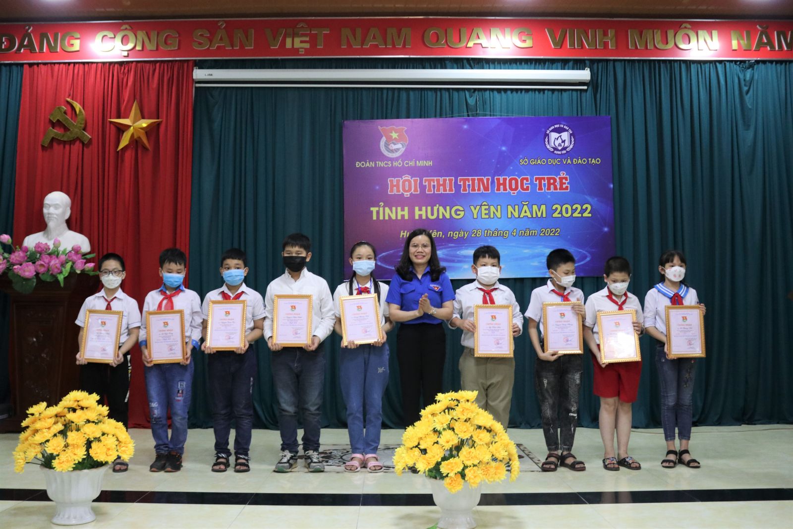 Tỉnh đoàn - Sở Giáo dục và Đào tạo tỉnh tổ chức  Hội thi Tin học trẻ tỉnh Hưng Yên năm 2022