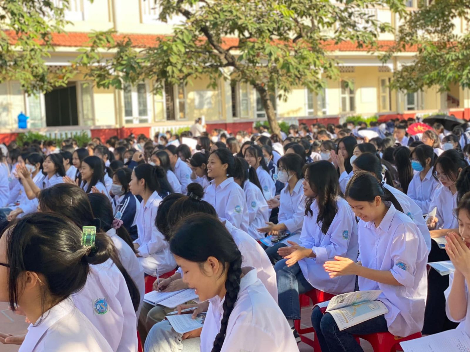 Đoàn trường THPT Đức Hợp: tổ chức Chiến dịch truyền thông “Xây dựng tình bạn đẹp – Nói không với Bạo lực học đường” năm 2025.