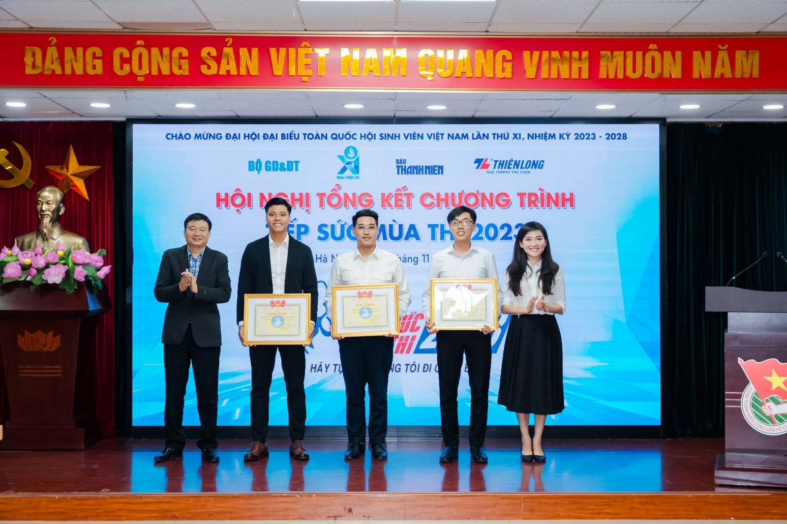 Hội Sinh viên Việt Nam tỉnh Hưng Yên nhận bằng khen vì có thành tích xuất sắc trong Chương trình Tiếp sức mùa thi năm 2023