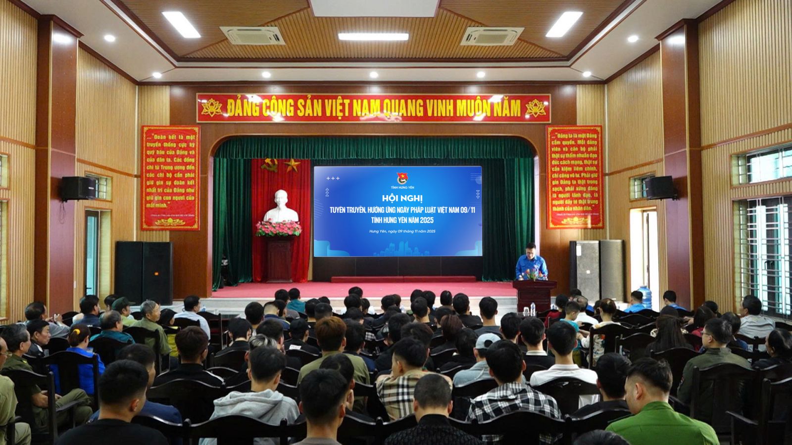 Tuổi trẻ Hưng Yên lan tỏa tinh thần “Sống và làm việc theo Hiến pháp và pháp luật”