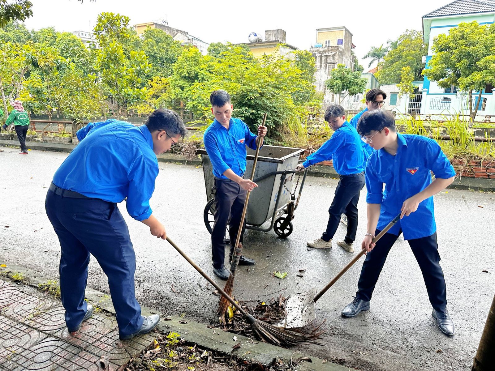 100% Đoàn phường chung tay xây dựng Đô thị văn minh