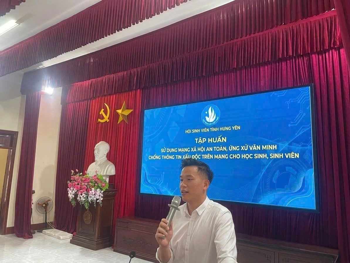 Hội Sinh viên tỉnh Hưng Yên tổ chức tập huấn sử dụng mạng xã hội an toàn, ứng xử văn minh cho học sinh, sinh viên