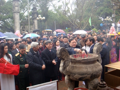 Hưng Yên: Dâng hương tưởng niệm 737 năm ngày tướng quân Phạm Ngũ Lão ra quân đánh giặc giữ nước