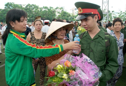 Quy định mới về nhập ngũ cho học sinh, sinh viên