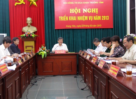 Hưng Yên: Triển khai công tác thi đua khen thưởng năm 2013