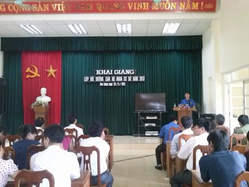 Huyện đoàn Văn Giang tổ chức lớp bồi dưỡng cán bộ Đoàn cơ sở