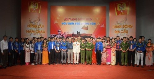 Ban Thường vụ tỉnh Đoàn tổ chức chương trình giao lưu Cựu chiến sỹ Điện Biên với thanh niên tiến tiến làm theo lời Bác
