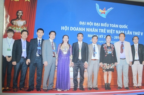 Đoàn đại biểu Hưng Yên tham dự Đại hội Hội Doanh nhân trẻ toàn quốc lần thứ V
