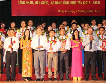 Hưng Yên: Biểu dương công nhân, viên chức, lao động giỏi giai đoạn 2013 - 2015