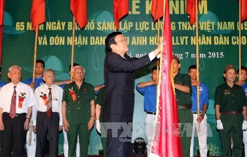 Chủ tịch nước dự Lễ kỷ niệm 65 năm ngày Bác Hồ sáng lập Lực lượng TNXP Việt Nam