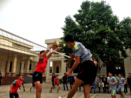 Huyện Đoàn Văn Giang tổ chức giải bóng chuyền thanh niên năm 2016