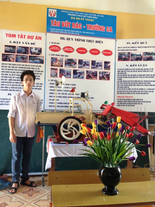 Nguyễn Công Thiên Hà với niềm đam mê nghiên cứu đề tài Tàu vớt rác Trường Sa