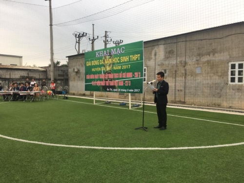 Ân Thi tổ chức Giải bóng đá nam học sinh Trung học phổ thông năm 2017