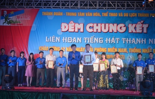 Đêm chung kết Liên hoan tiếng hát thanh niên  Thành phố Hưng Yên năm 2017