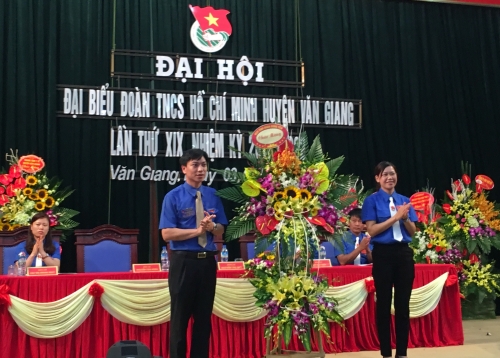 Huyện Đoàn Văn Giang long trọng tổ chức Đại hội đại biểu Đoàn Thanh niên cộng sản Hồ Chí Minh huyện lần thứ XIX, nhiệm kỳ 2017-2022