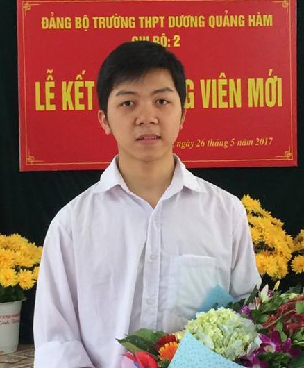 Đảng viên trẻ Dương Hồng Sơn mang vinh quang về cho trường THPT Dương Quảng Hàm