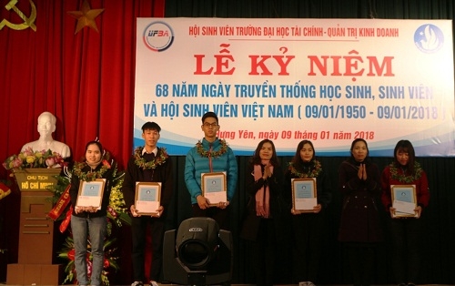 Hội Sinh viên trường ĐH TCQTKD kỷ niệm 68 năm ngày truyền thống Học sinh sinh viên và Hội sinh viên Việt Nam (09/01/1950 - 09/01/2018)