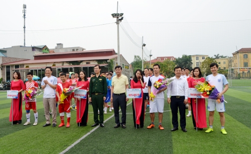Tỉnh đoàn tham gia giải bóng đá Viettel Hưng Yên mở rộng  chào mừng 87 năm ngày thành lập Đoàn TNCS Hồ Chí Minh
