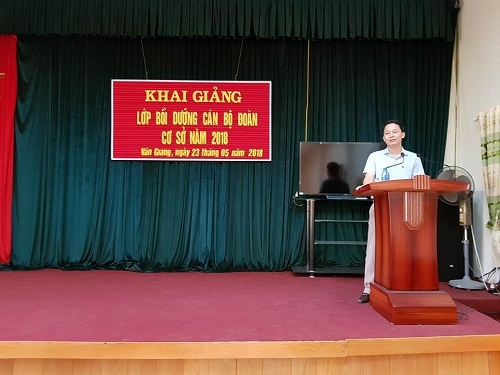 Văn Giang tổ chức Lớp bồi dưỡng cán bộ Đoàn cơ sở năm 2018