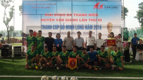 Văn Giang khai mạc Giải bóng đá Thanh niên lần thứ III tranh cúp Gỗ Minh Long năm 2018