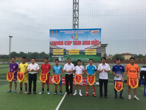 Huyện đoàn Tiên Lữ tổ chức giải bóng đá các Câu lạc bộ năm 2018