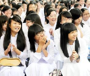 Cả nước có gần 22 triệu học sinh, sinh viên vào năm học mới 2010 - 2011