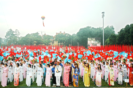 Mít tinh trọng thể, diễu binh, diễu hành mừng Đại lễ kỷ niệm 1000 năm Thăng Long- Hà Nội